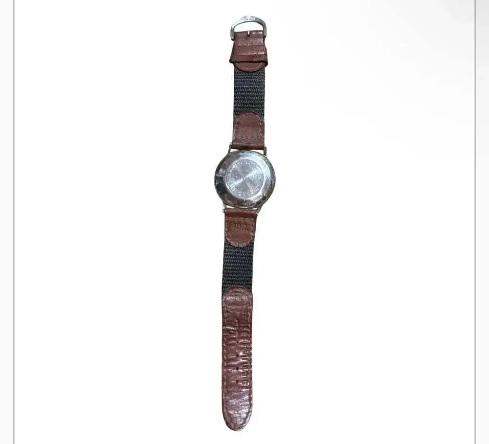 Vintage Timex Self-Wind Mechanical Date Watch with Brown Leather Strap